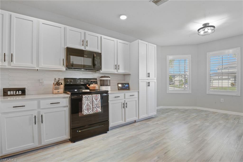 3407 Cancun Ct Property Photo 2