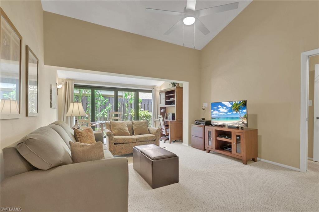 4751 Harbortown Ln Property Photo 9