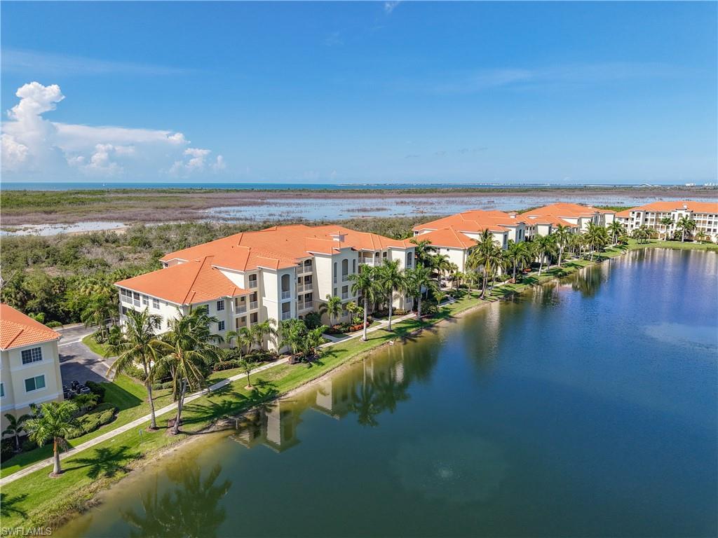 20061 Sanibel View Cir 203 Property Photo 3