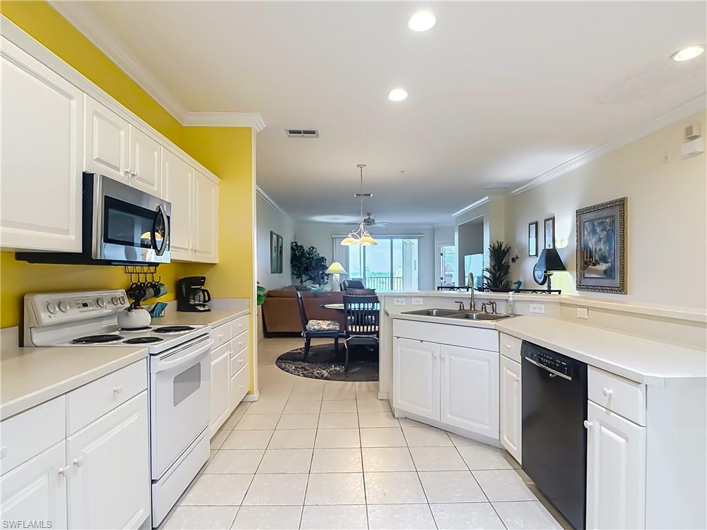 20061 Sanibel View Cir 203 Property Photo 9