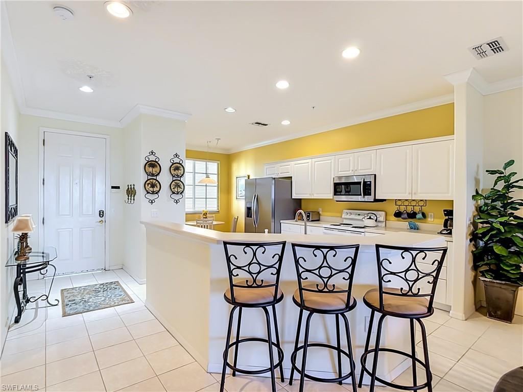 20061 Sanibel View Cir 203 Property Photo 14