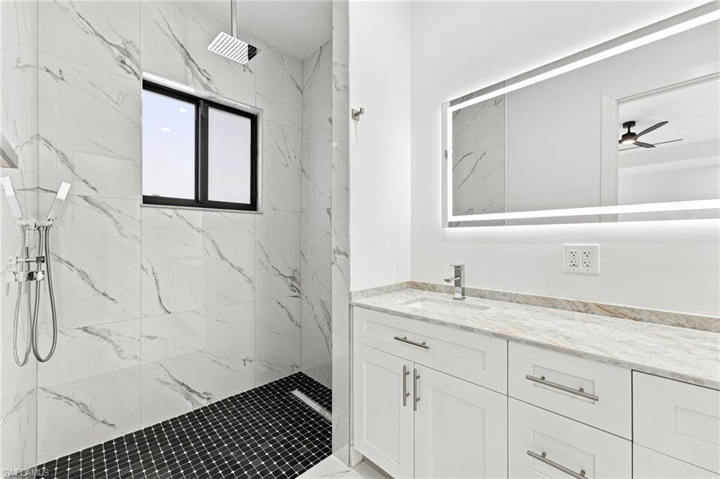 745 N Estribo St Property Photo 24