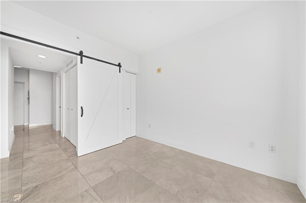 3000 Oasis Grand Blvd 1407 Property Photo 24