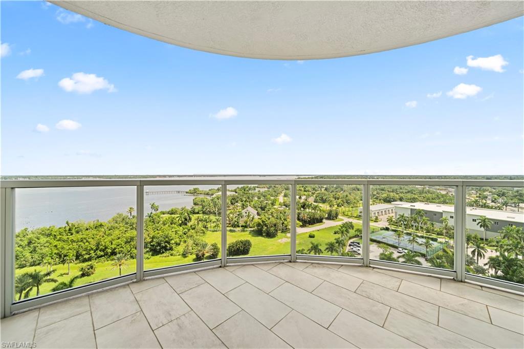 3000 Oasis Grand Blvd 1407 Property Photo 28