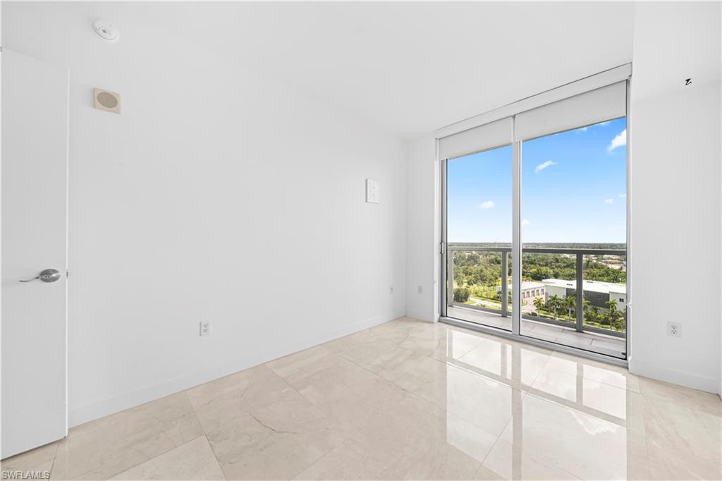 3000 Oasis Grand Blvd 1407 Property Photo 30
