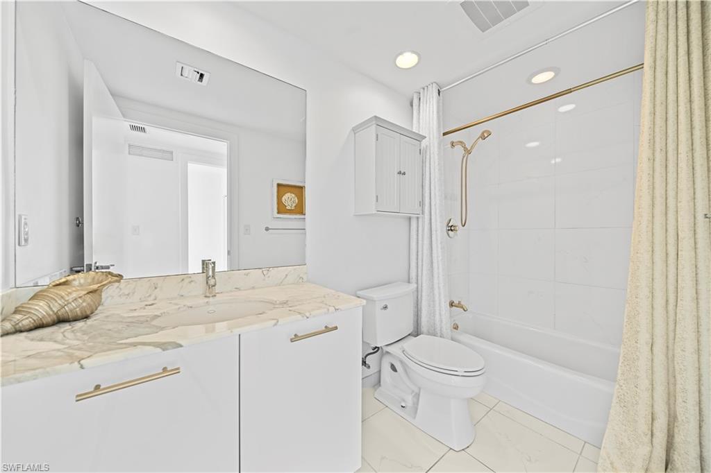 3000 Oasis Grand Blvd 1407 Property Photo 31