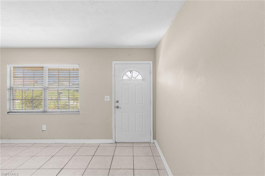 2205 Lotus Rd Property Photo 3