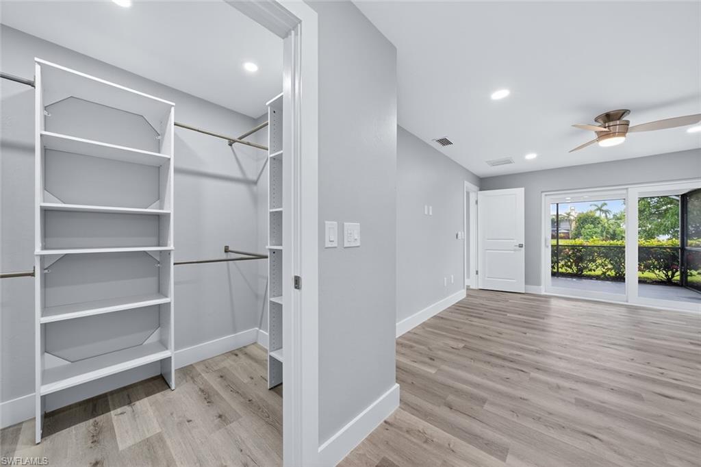 1358 Sheffield Way Property Photo 17