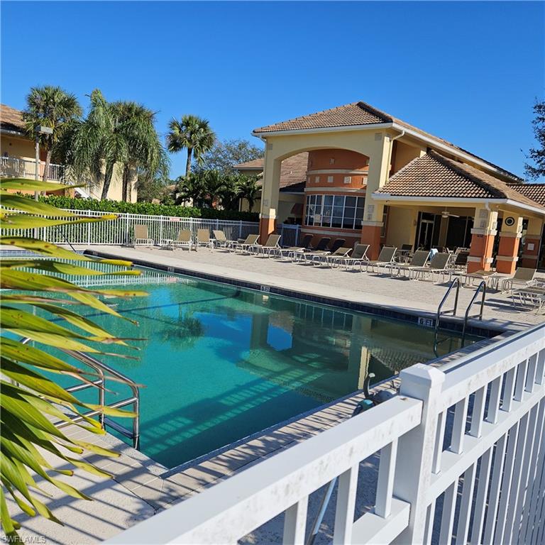 6481 Aragon Way 303 Property Photo 2