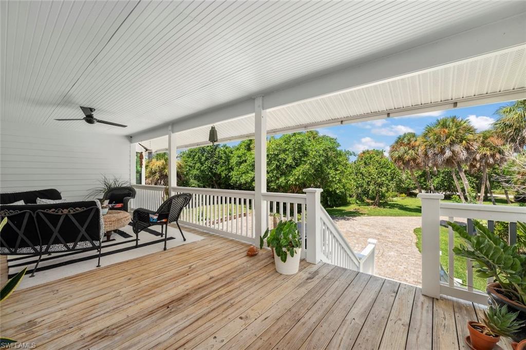 6062 Dinkins Lake Rd Property Photo 3