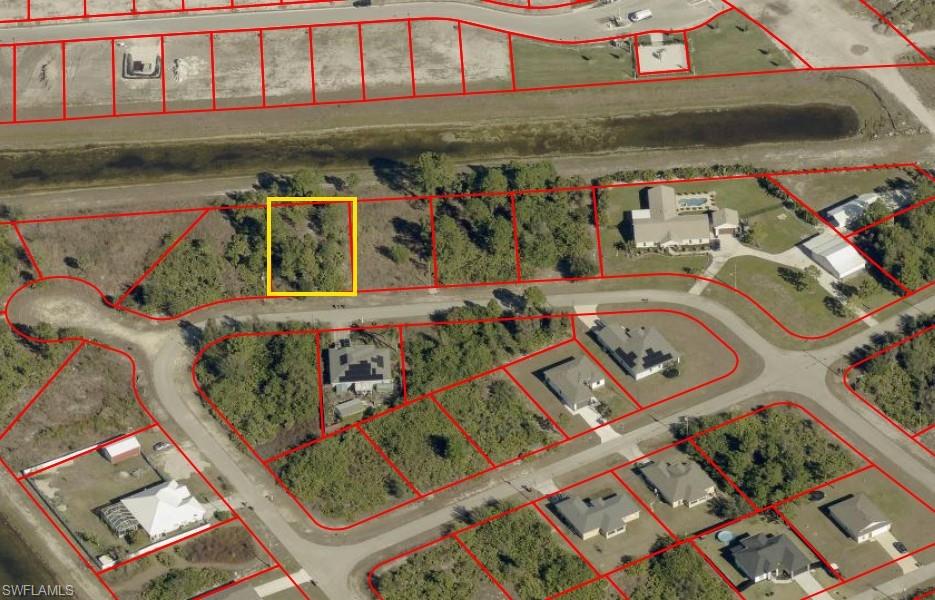 213 Paddock ST Property Photo 1