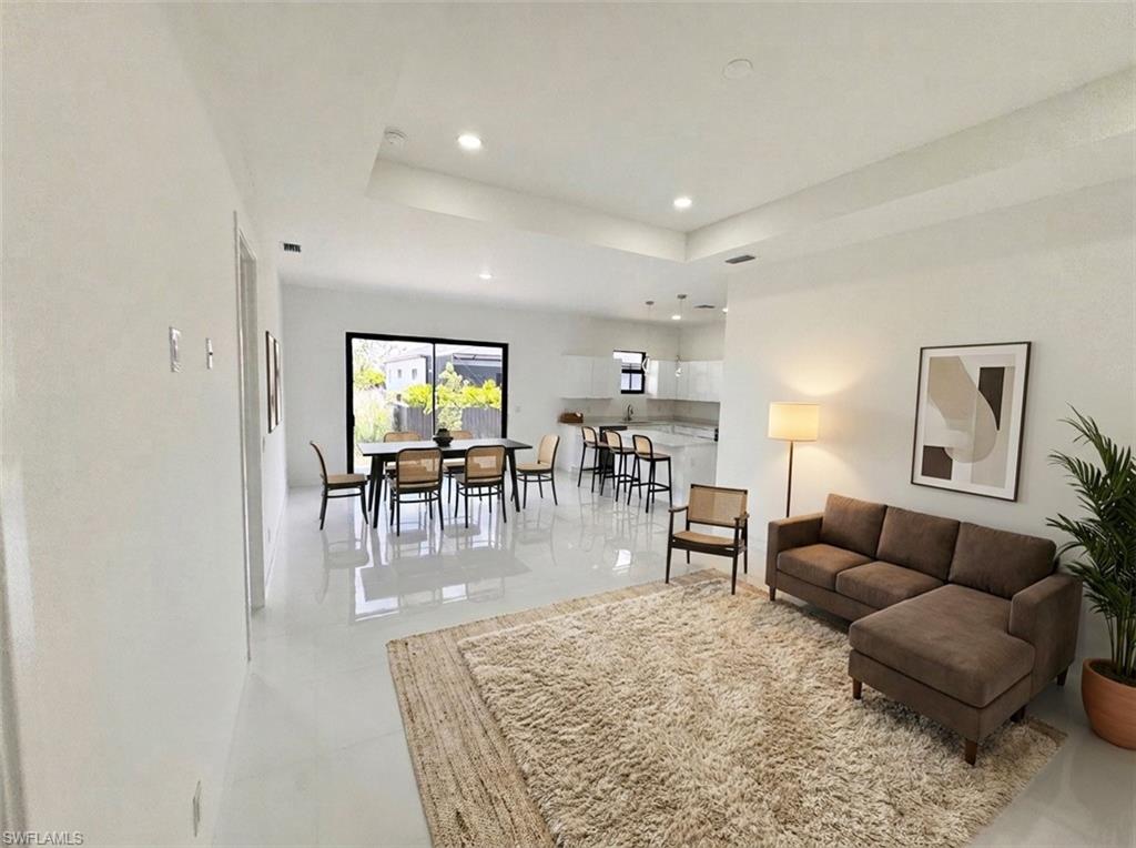4324 Jacaranda Pkwy W Property Photo 2