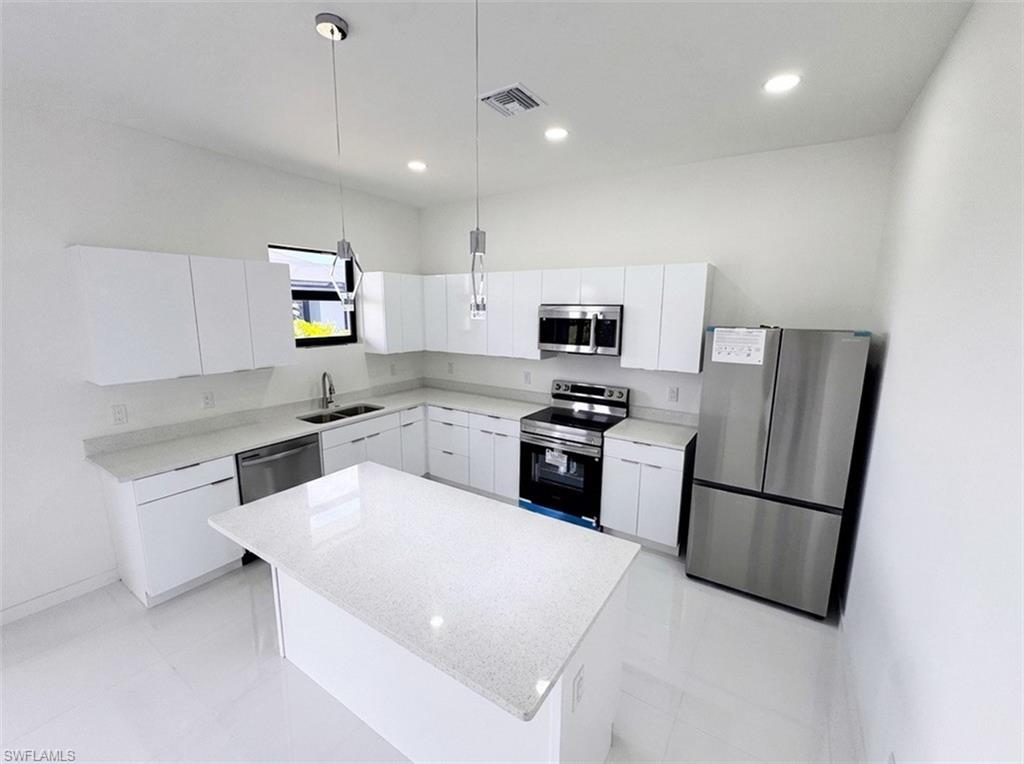 4324 Jacaranda Pkwy W Property Photo 14