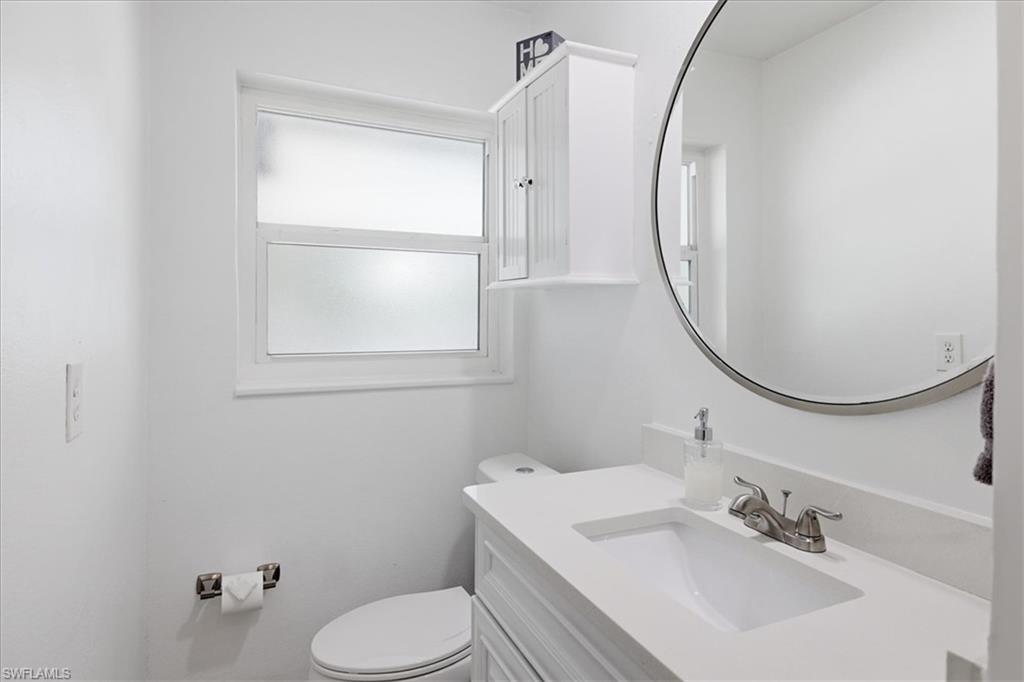 1821 Winkler Ave Property Photo 12
