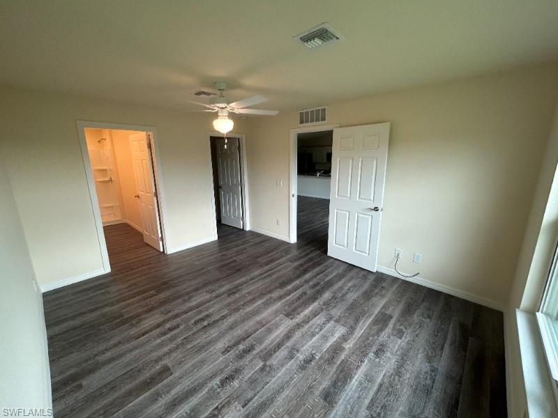 9004 Lamkin Ct Property Photo 6