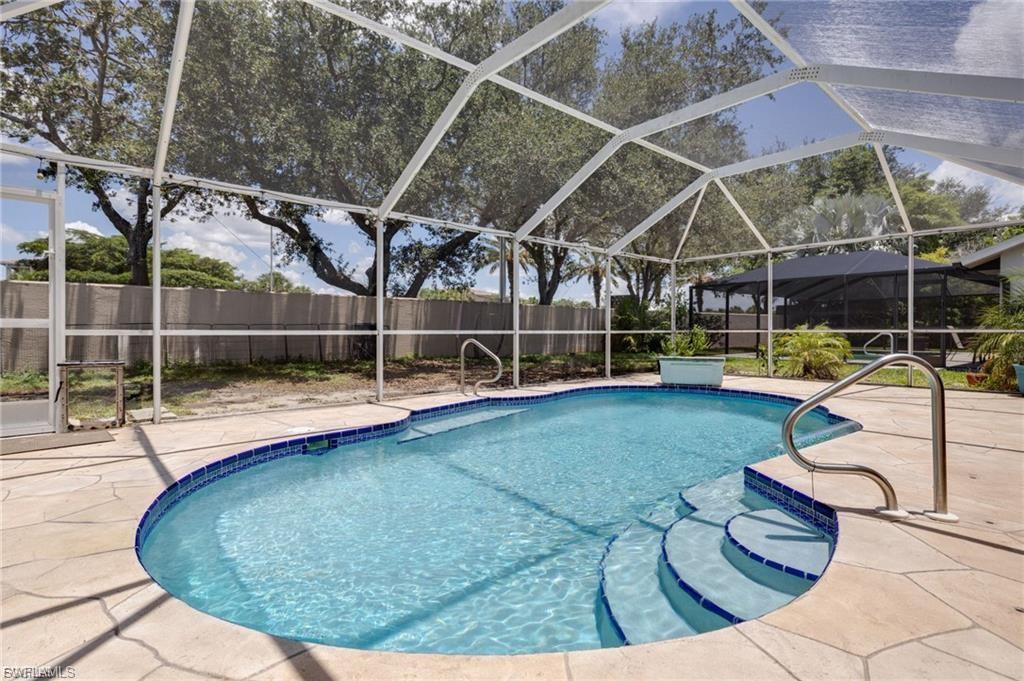 17791 Castle Harbor Dr Property Photo 2