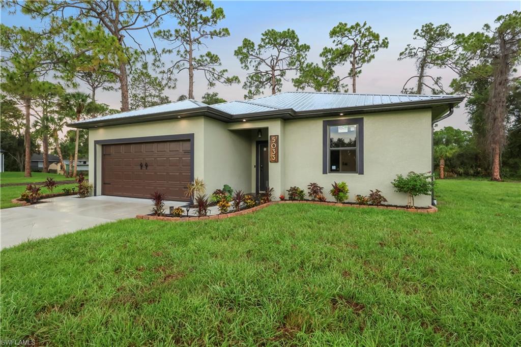 5033 Pinetree Cir Property Photo 2