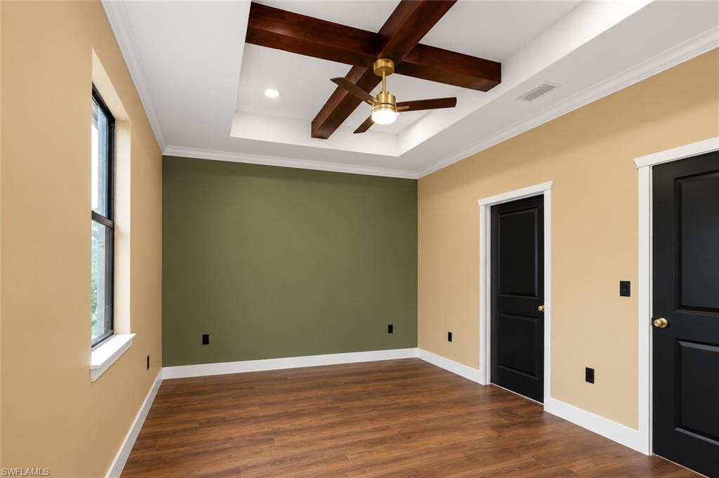 5033 Pinetree Cir Property Photo 12
