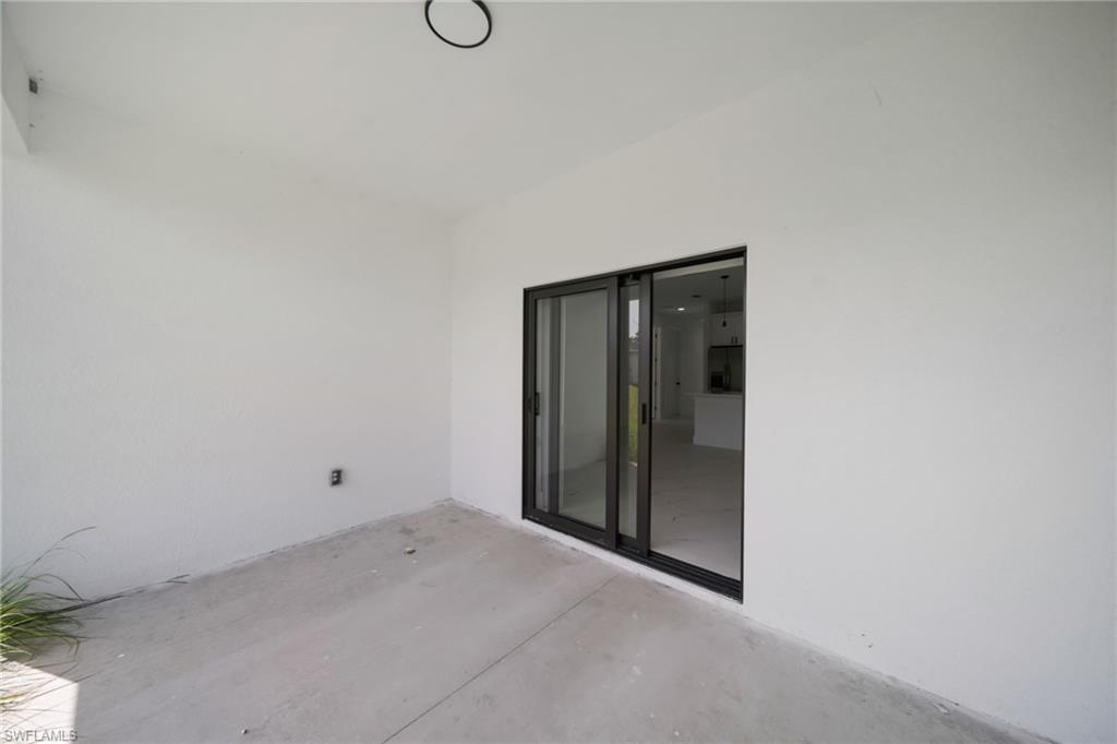 4987 Fairway Ct Property Photo 6