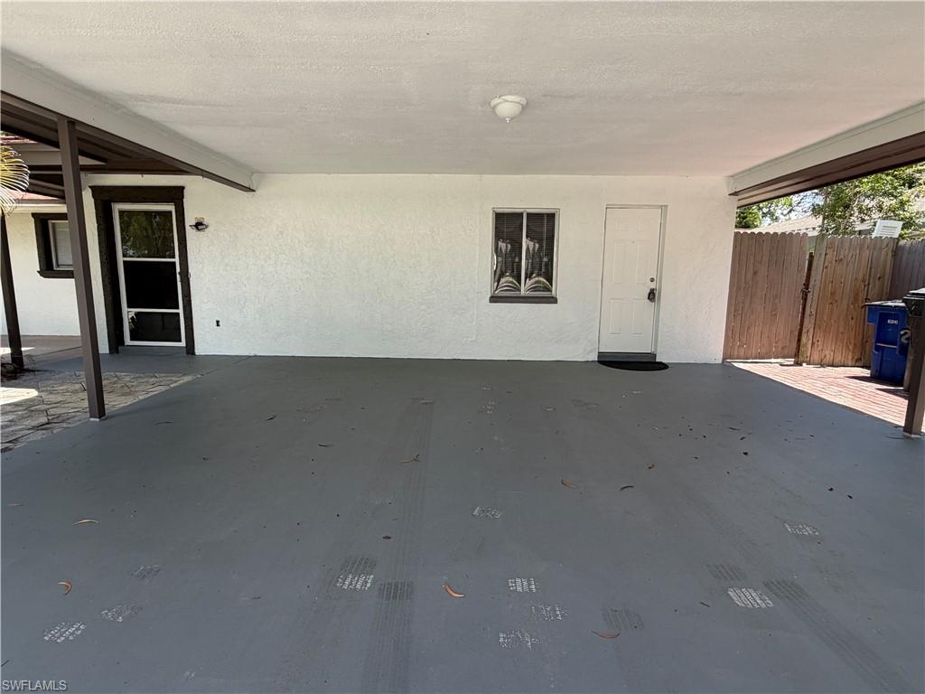 5831 Casablanca Ct Property Photo 3