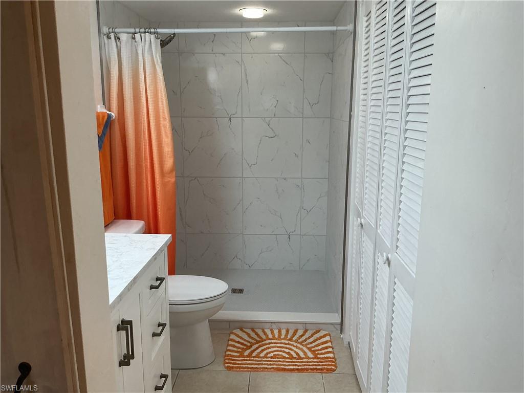 5550 Trailwinds Dr 615 Property Photo 15