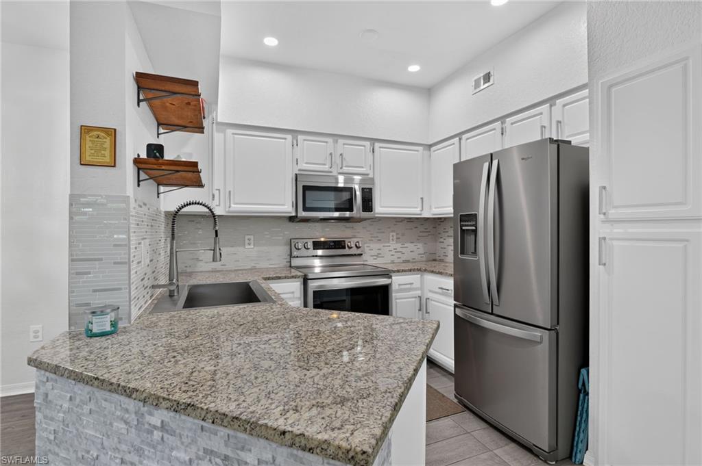 23520 Walden Center Dr 205 Property Photo 9