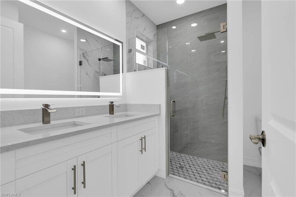 1114 Clark Ave Property Photo 14