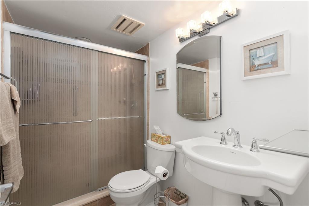 6979 Winkler Rd 126 Property Photo 11