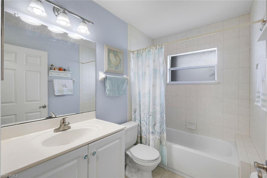 1815 Ne 2nd Pl Property Photo 22