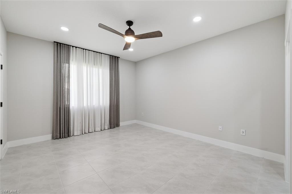 5069 Penella Ave Property Photo 10