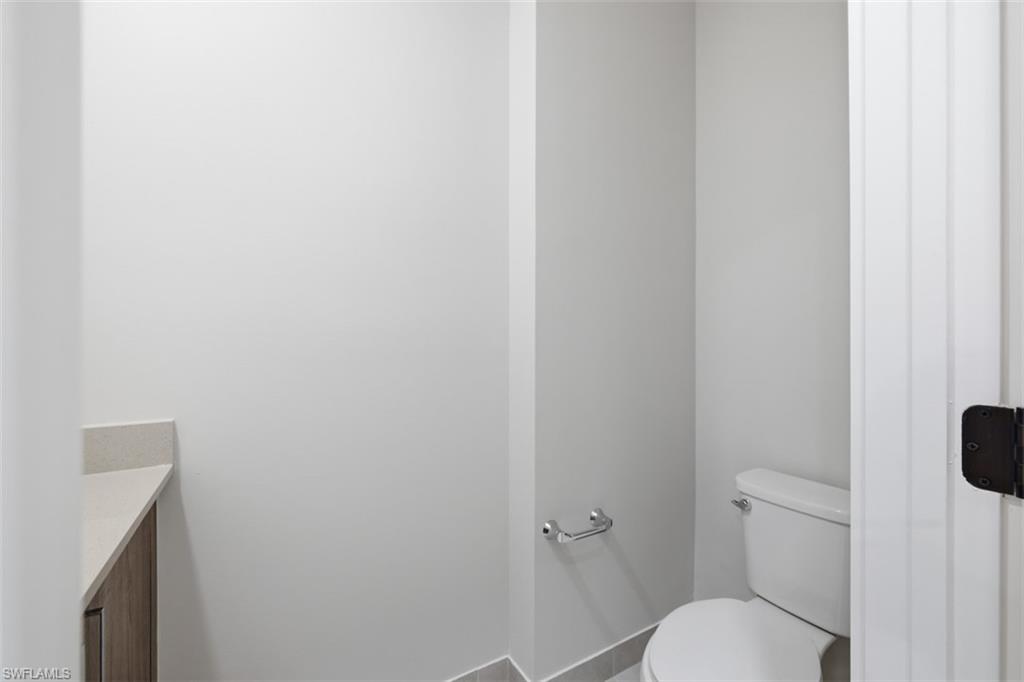 5069 Penella Ave Property Photo 11