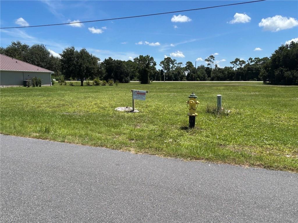 17534 Lockhart Ct Property Photo 4