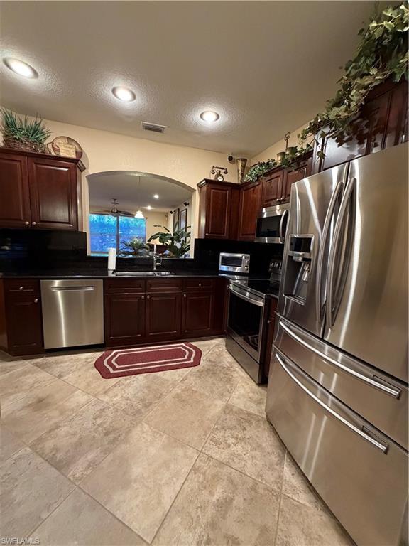 17560 Brickstone Loop Property Photo 5