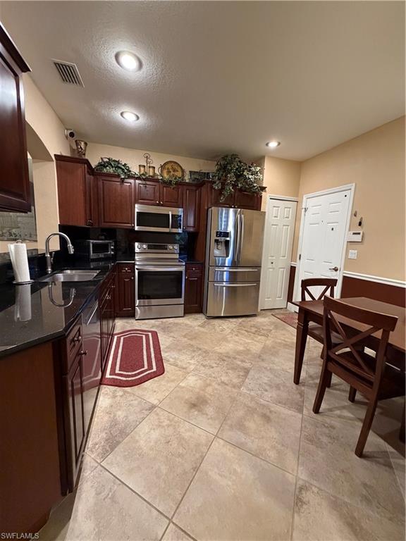17560 Brickstone Loop Property Photo 6