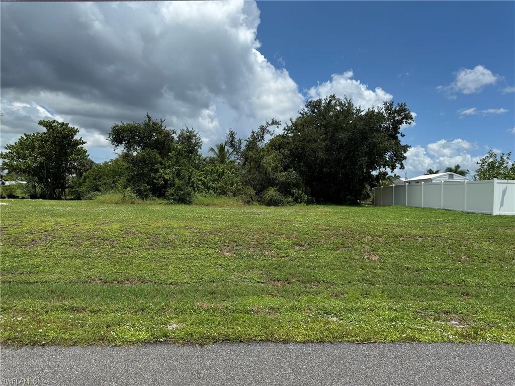 3502 Discovery Dr Property Photo 3
