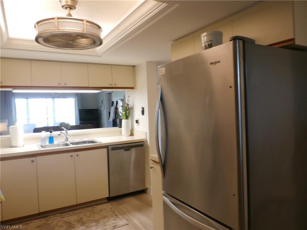 16470 Kelly Cove Dr 2850 Property Photo 5
