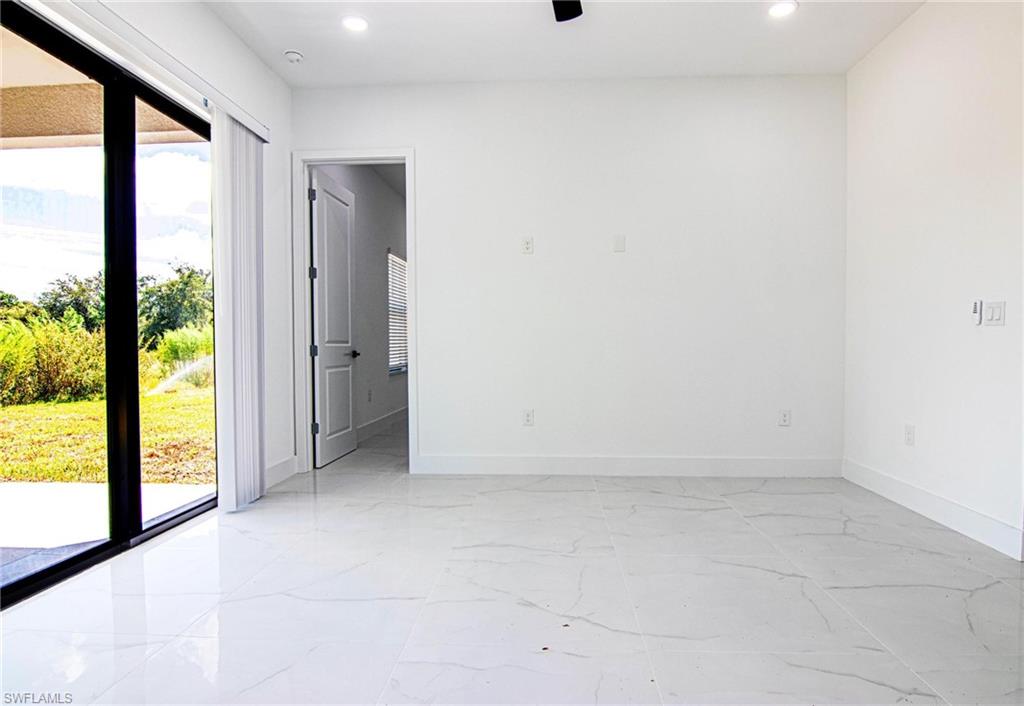 1836 Lindsay St Property Photo 7