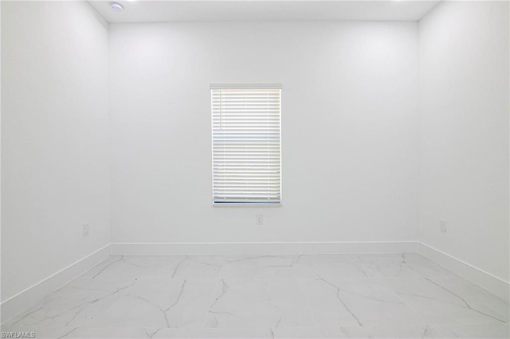 1836 Lindsay St Property Photo 27