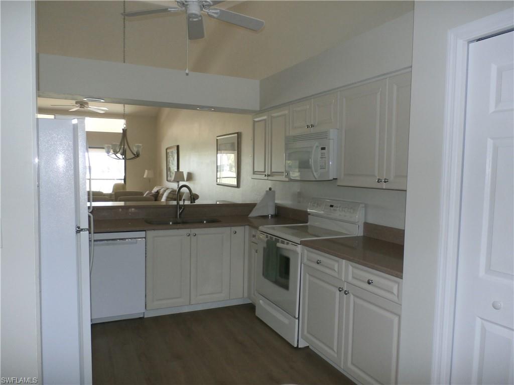 16301 Kelly Woods Dr 205 Property Photo 4