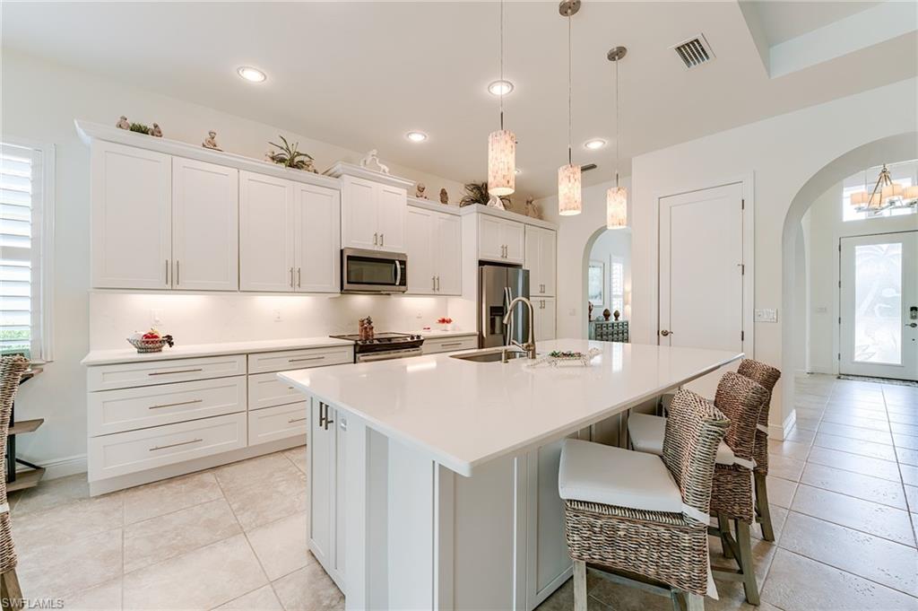 10566 Carena Cir Property Photo 7