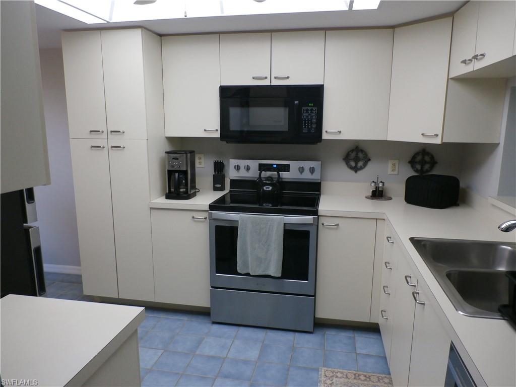 12150 Kelly Sands Way 619 Property Photo 4