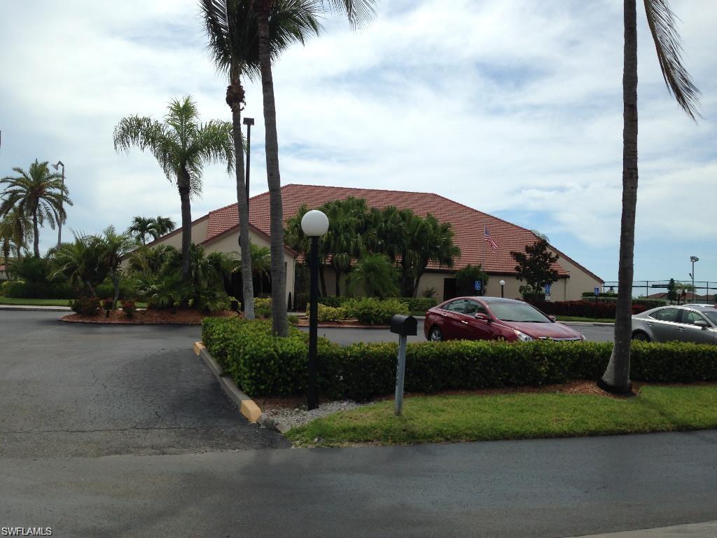 11110 Caravel Cir 101 Property Photo 24