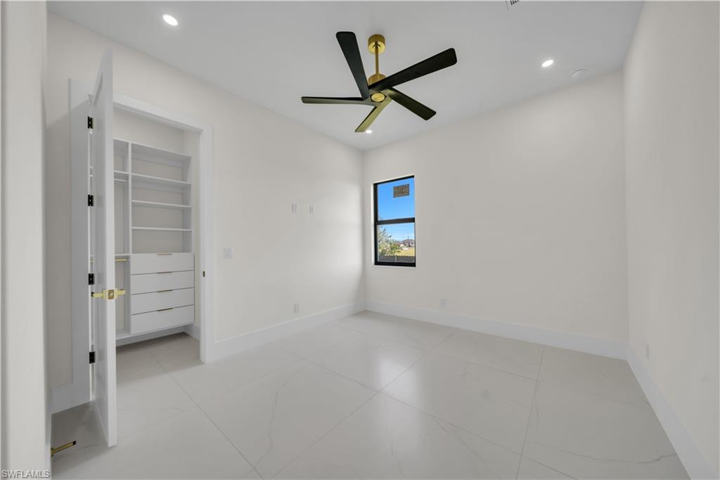 2421 Santa Barbara Blvd N Property Photo 23