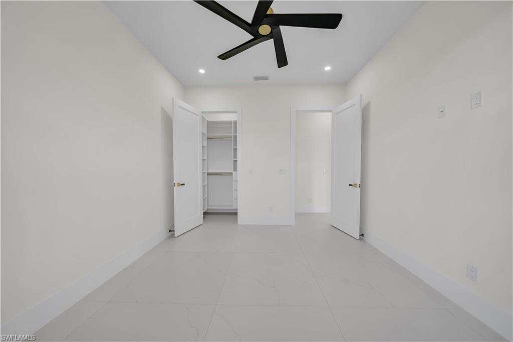 2421 Santa Barbara Blvd N Property Photo 26