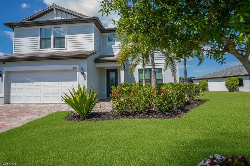 16241 Rosemallow Ln Property Photo 2