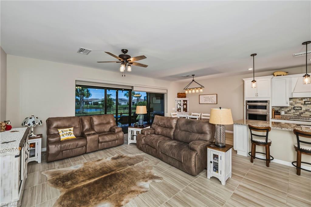 16241 Rosemallow Ln Property Photo 6
