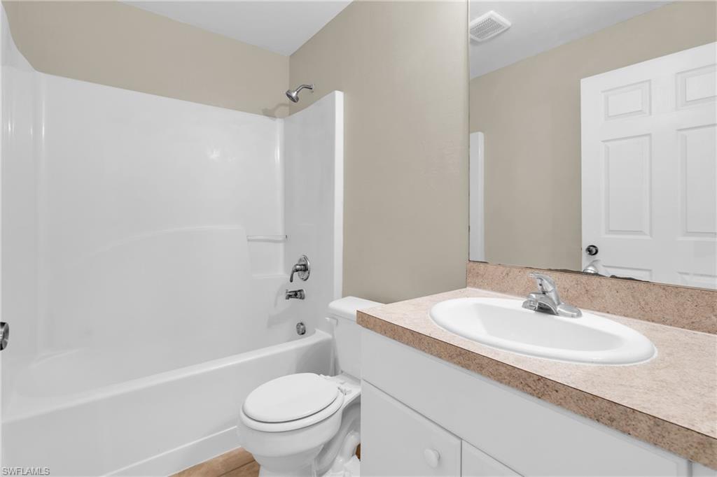 5140/5142 29th St Sw Property Photo 9