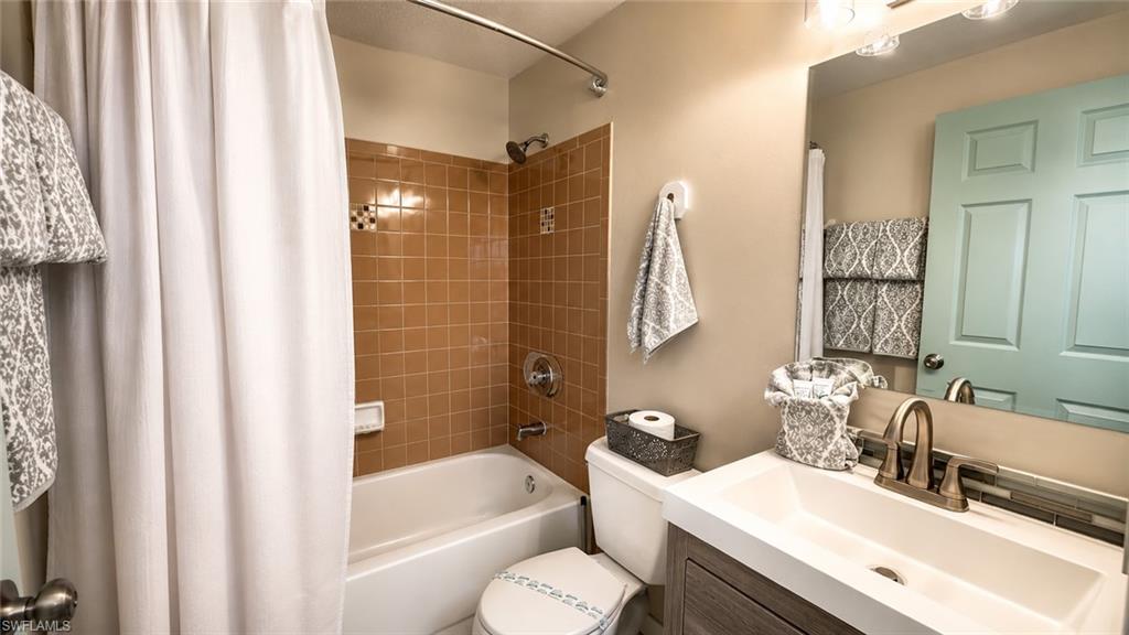 3915 Sw 1st Ave Property Photo 16