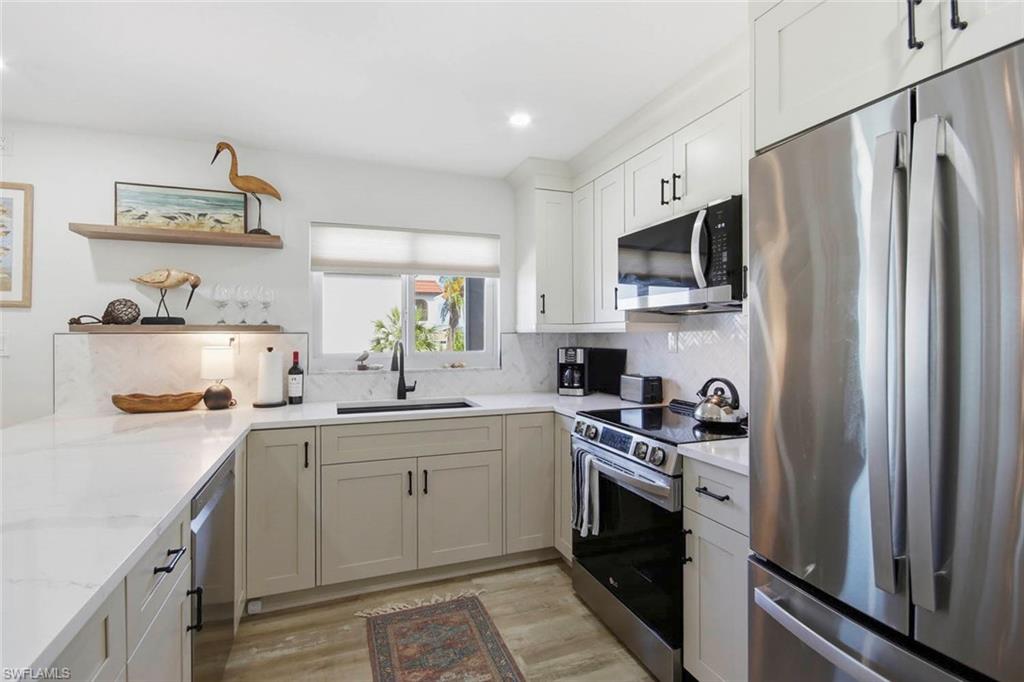 2265 W Gulf Dr 320-c Property Photo 9