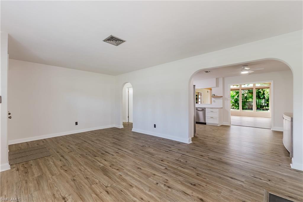1310 La Faunce Way Property Photo 12